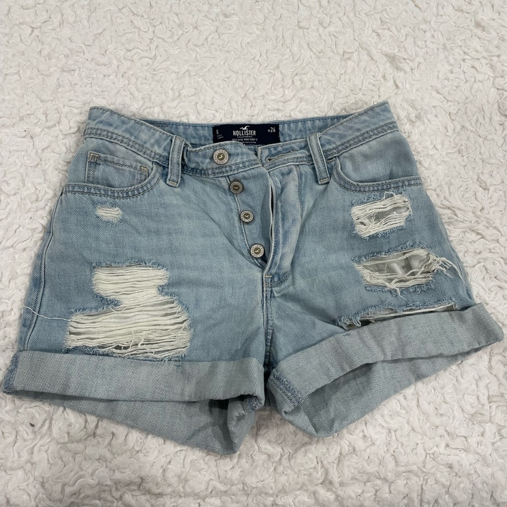 Hollister Ripped Jean Shorts, size 0